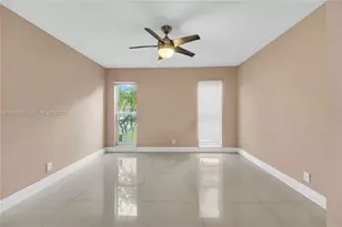 4848 NW 24th Ct, Lauderdale Lakes, FL 33313 - Photo 10