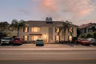 1308 Bayview Dr, Fort Lauderdale, FL 33304 - Photo 38
