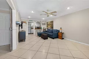 1308 Bayview Dr, Fort Lauderdale, FL 33304 - Photo 10
