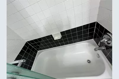 1432 S Lakeside Dr #5, Lake Worth, FL 33460 - Photo 18