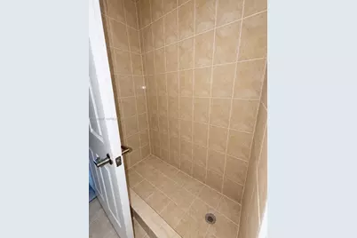 359 NE 27th Ter #103, Homestead, FL 33033 - Photo 14