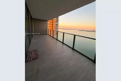 650 NE 32nd St #4406, Miami, FL 33137 - Photo 2