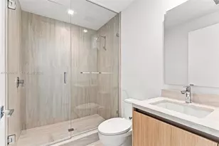 2411 Laguna Cir, North Miami, FL 33181 - Photo 18