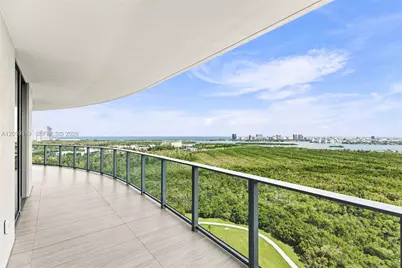 2411 Laguna Cir #2301, North Miami, FL 33181 - Photo 26