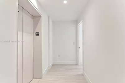 2411 Laguna Cir #2301, North Miami, FL 33181 - Photo 30
