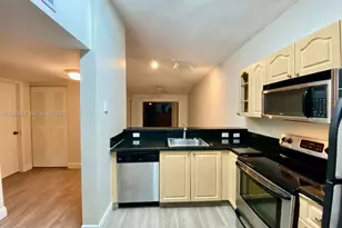 9897 Nob Hill Ln, Sunrise, FL 33351 - Photo 6