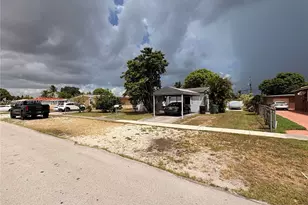 671 E 39th St, Hialeah, FL 33013 - Photo 2