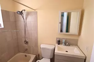 671 E 39th St, Hialeah, FL 33013 - Photo 6