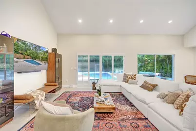 2360 Tigertail Ave, Miami, FL 33133 - Photo 2