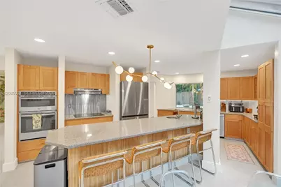 2360 Tigertail Ave, Miami, FL 33133 - Photo 8