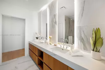 1400 Biscayne Blvd #609, Miami, FL 33132 - Photo 16