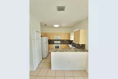 2818 SE 16th Ave #118, Homestead, FL 33035 - Photo 10