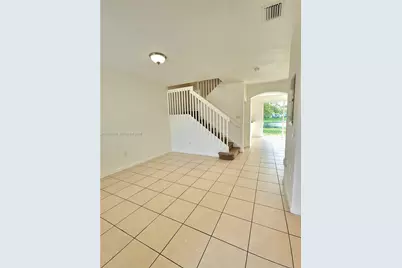 2818 SE 16th Ave #118, Homestead, FL 33035 - Photo 2