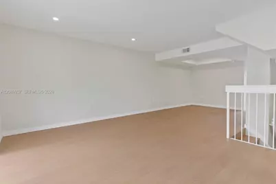 8631 NW 4th Ter #1001, Miami, FL 33126 - Photo 10