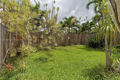 8631 NW 4th Ter #1001, Miami, FL 33126 - Photo 44