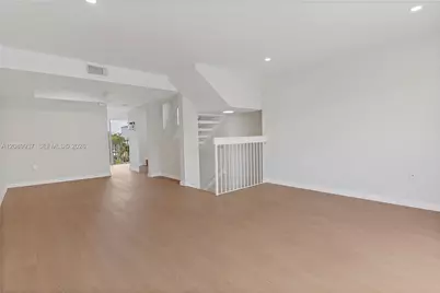 8631 NW 4th Ter #1001, Miami, FL 33126 - Photo 8