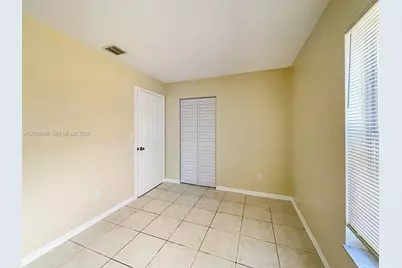 873 SW 10th St, Florida City, FL 33034 - Photo 8