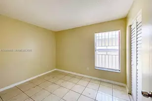 873 SW 10th St, Florida City, FL 33034 - Photo 10