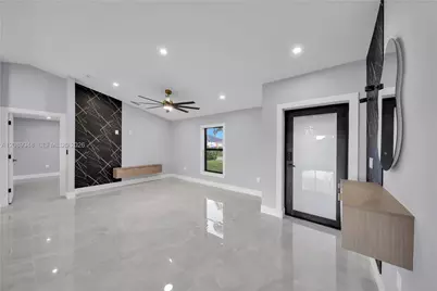 2124 NE 16th Pl, Cape Coral, FL 33909 - Photo 14