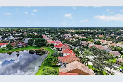 820 Falling Water Rd, Weston, FL 33326 - Photo 50