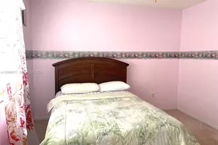 8851 SW 9th Ct, Pembroke Pines, FL 33025 - Photo 18