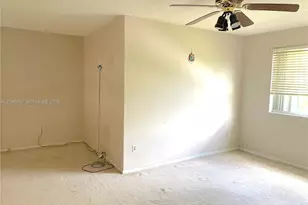 8851 SW 9th Ct, Pembroke Pines, FL 33025 - Photo 24