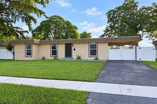 7907 NW 73rd Terrace, Tamarac, FL 33321 - Photo 1