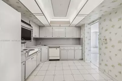2150 Sans Souci Blvd #C402, North Miami, FL 33181 - Photo 10