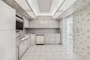 2150 Sans Souci Blvd, North Miami, FL 33181 - Photo 10