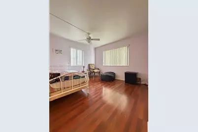 8020 Hampton Blvd #401, North Lauderdale, FL 33068 - Photo 6