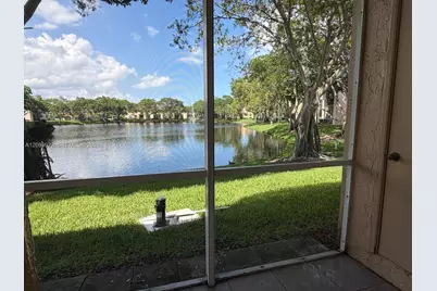 641 Cypress Lake Blvd #J18, Deerfield Beach, FL 33064 - Photo 12