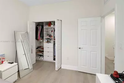 10628 W 33rd Way, Hialeah, FL 33018 - Photo 20