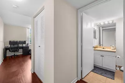 520 SE 5th Ave #2305, Fort Lauderdale, FL 33301 - Photo 14