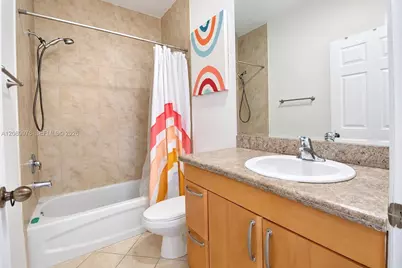 7464 NW 180th St, Hialeah, FL 33015 - Photo 24