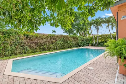 7970 SW 17th St, Miami, FL 33155 - Photo 10