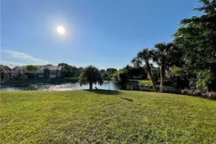 8921 NW 28th Dr, Coral Springs, FL 33065 - Photo 18