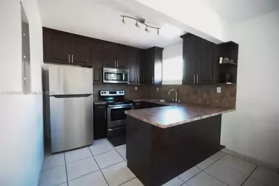 1880 SW 17th Ave, Miami, FL 33145 - Photo 2