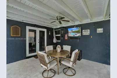8501 NW 53rd St, Lauderhill, FL 33351 - Photo 14