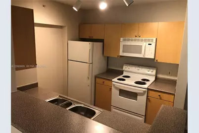 1919 Van Buren St #215A, Hollywood, FL 33020 - Photo 6