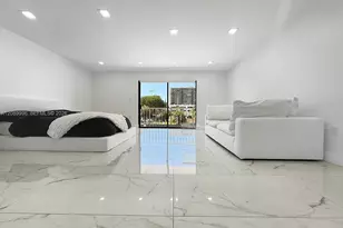 1650 NE 115th St, Miami, FL 33181 - Photo 4