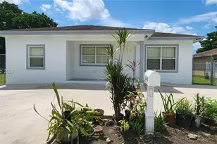 12040 SW 216th St, Miami, FL 33170 - Photo 1