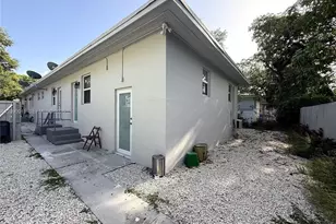 53 NE 56th St, Miami, FL 33137 - Photo 12