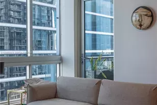 300 S Biscayne Blvd, Miami, FL 33131 - Photo 8