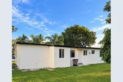 260 NE 42nd Ct, Deerfield Beach, FL 33064 - Photo 16