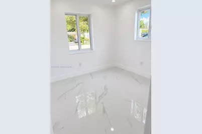 260 NE 42nd Ct, Deerfield Beach, FL 33064 - Photo 24