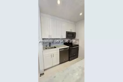 [Address not provided], Hallandale Beach, FL 33009 - Photo 18