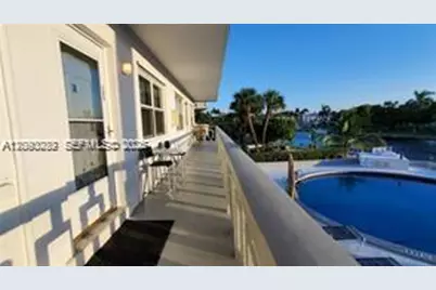 [Address not provided], Hallandale Beach, FL 33009 - Photo 6