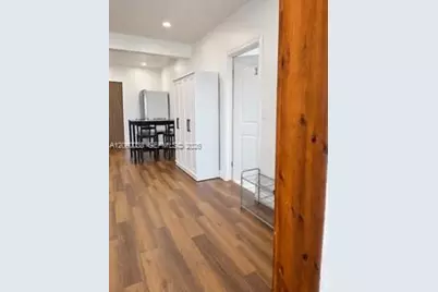 3560 NW 19th St #3560, Miami, FL 33125 - Photo 10