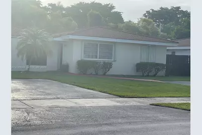 17300 SW 94th Ave #17300, Palmetto Bay, FL 33157 - Photo 1