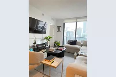 55 SW 9th St #3505, Miami, FL 33130 - Photo 2